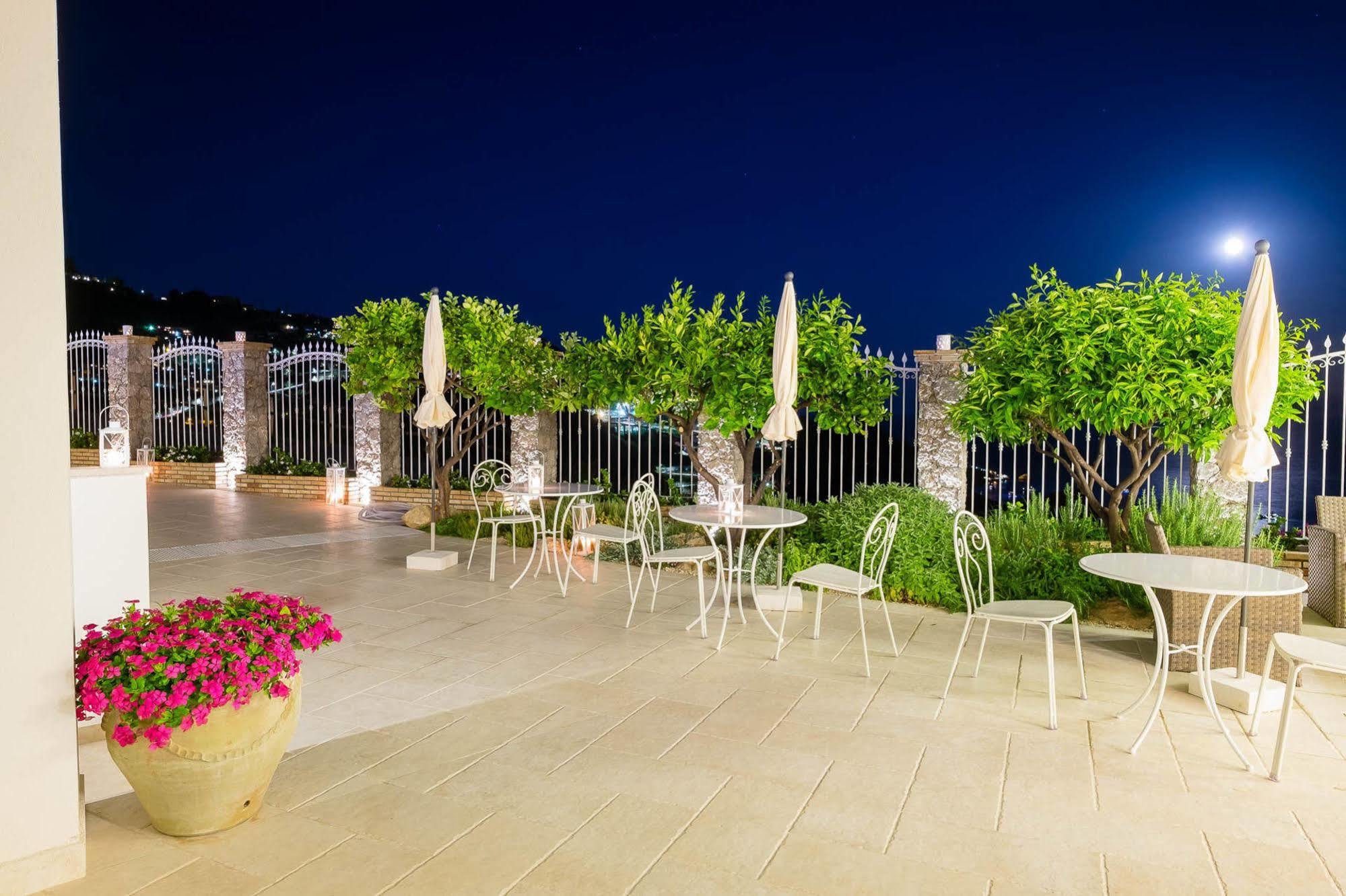 Sciccosa Guest House Таорміна Екстер'єр фото