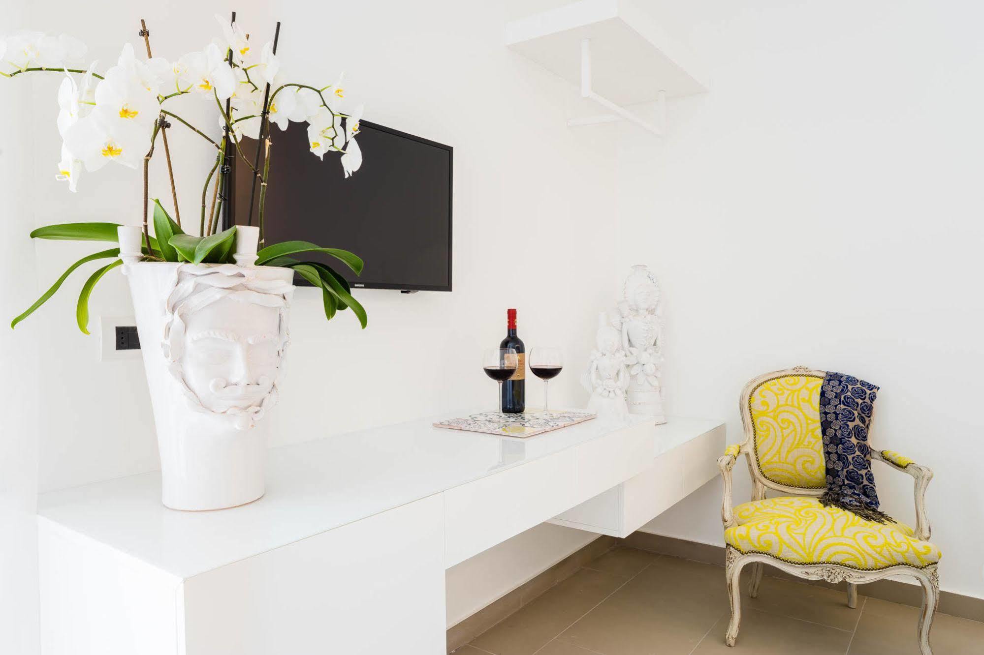Sciccosa Guest House Таорміна Екстер'єр фото